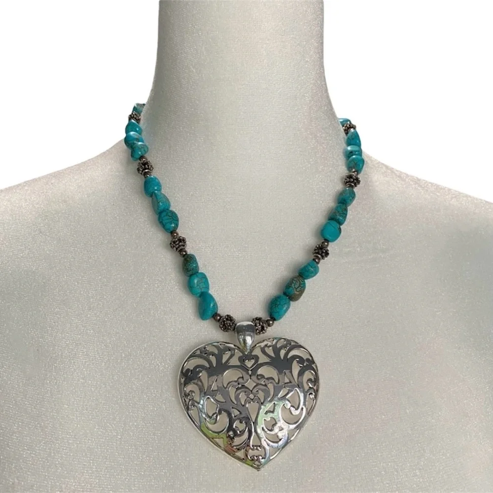 Large Heart Turquoise Stones Necklace